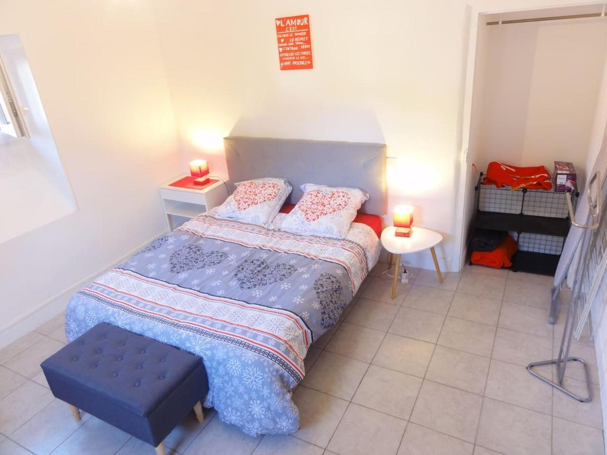 Au Petit Marcadal **Sanctuaires, Hopital, Gare** Lejlighed Lourdes Eksteriør billede