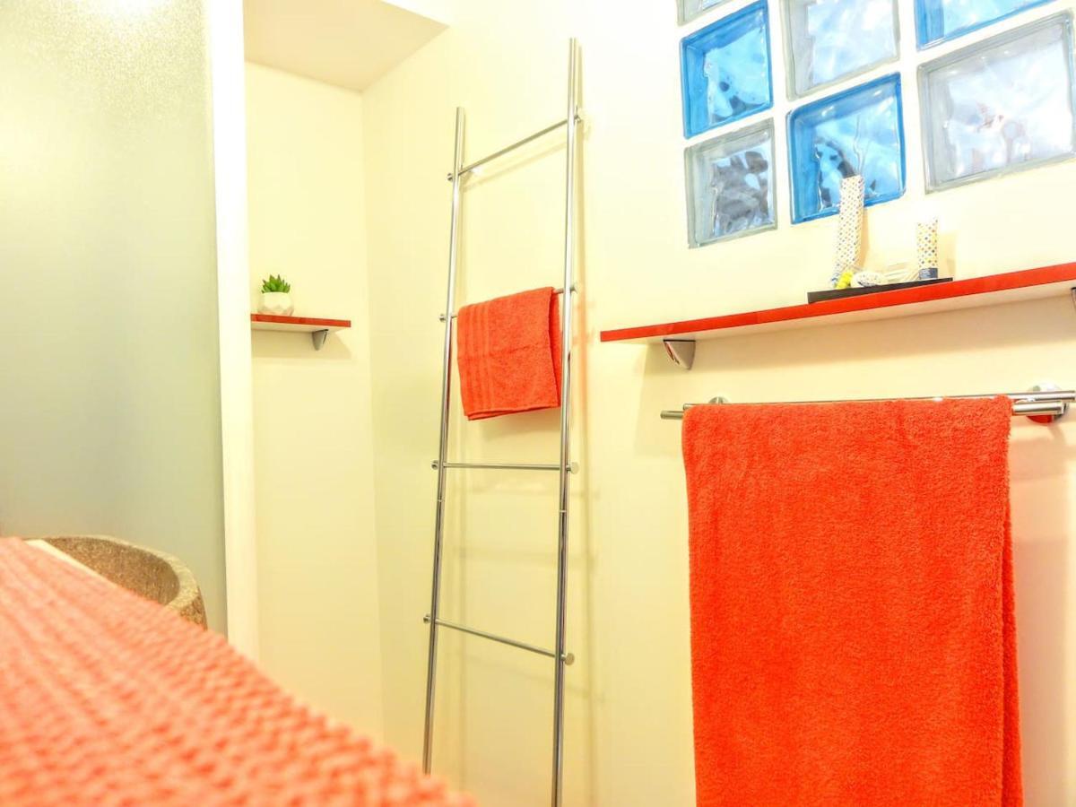 Au Petit Marcadal **Sanctuaires, Hopital, Gare** Lejlighed Lourdes Eksteriør billede